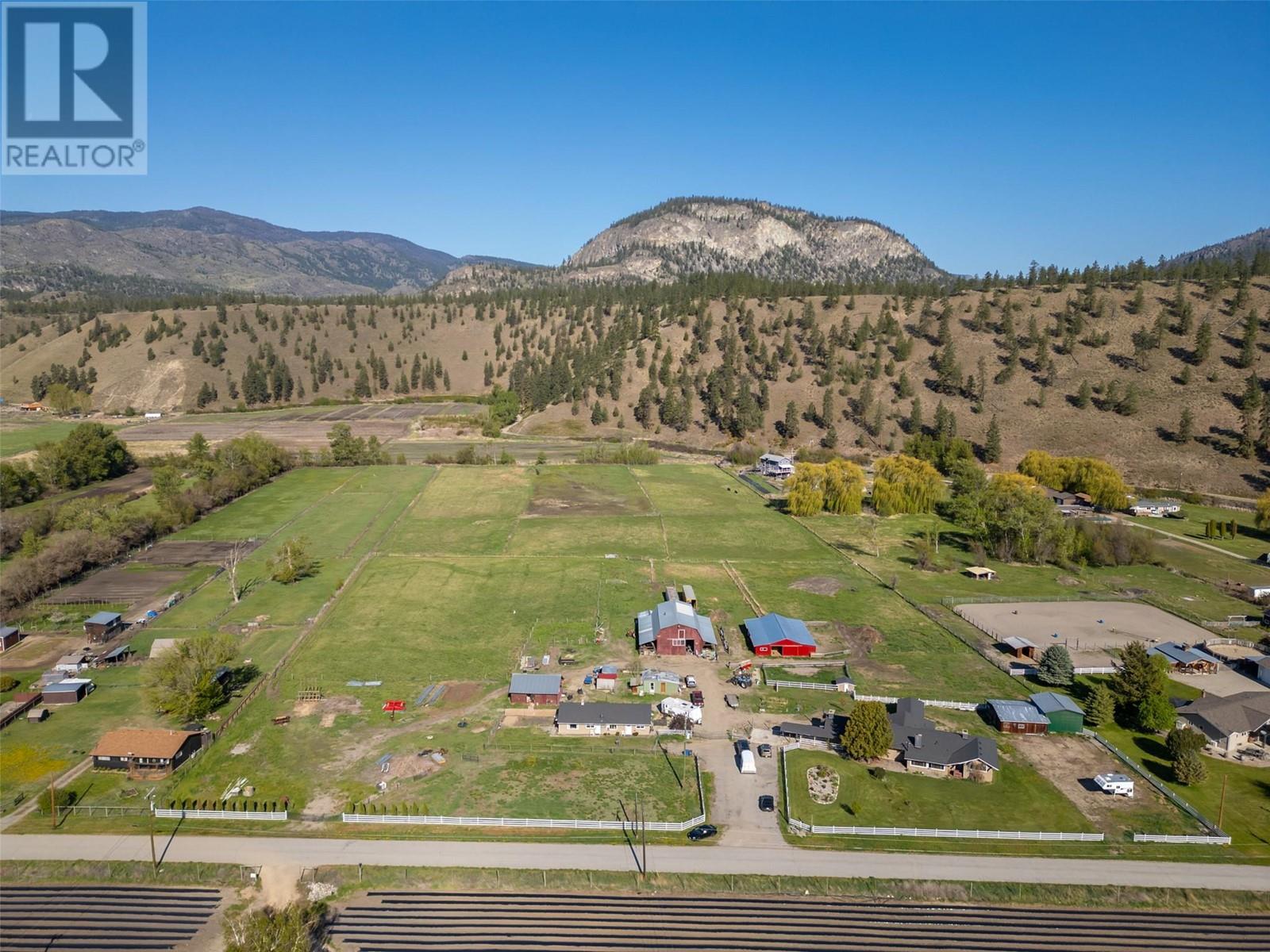 8134 River Road, Oliver