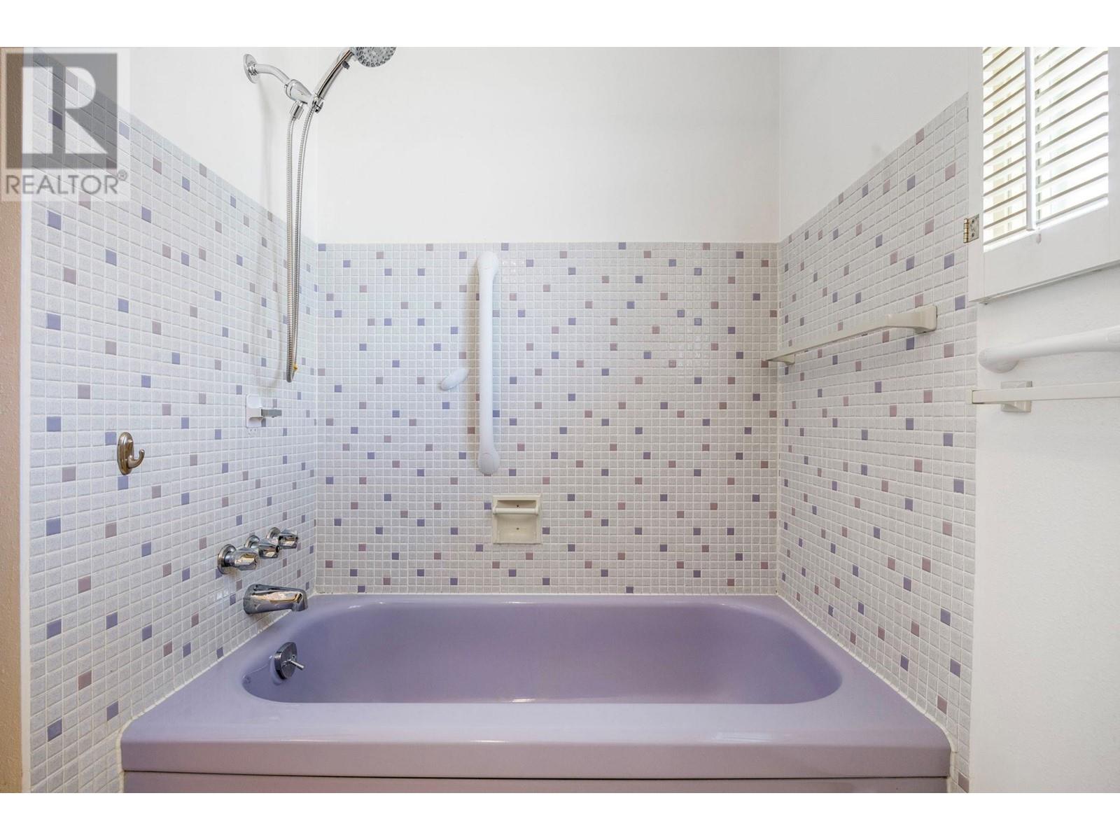  2181 Peters Road, West Kelowna