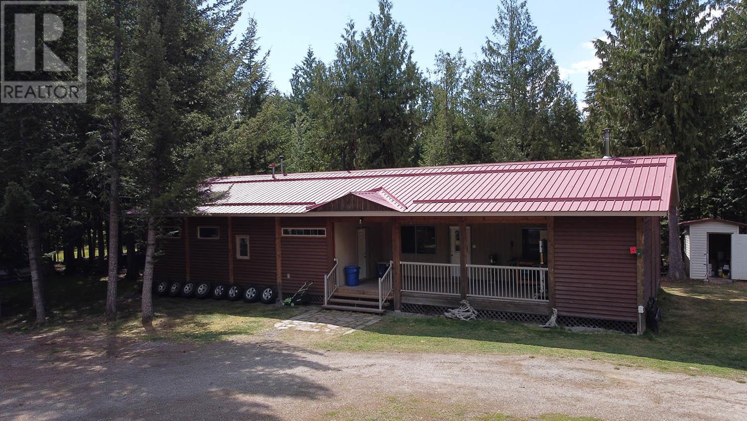 16424 Wadds Road, Crawford Bay