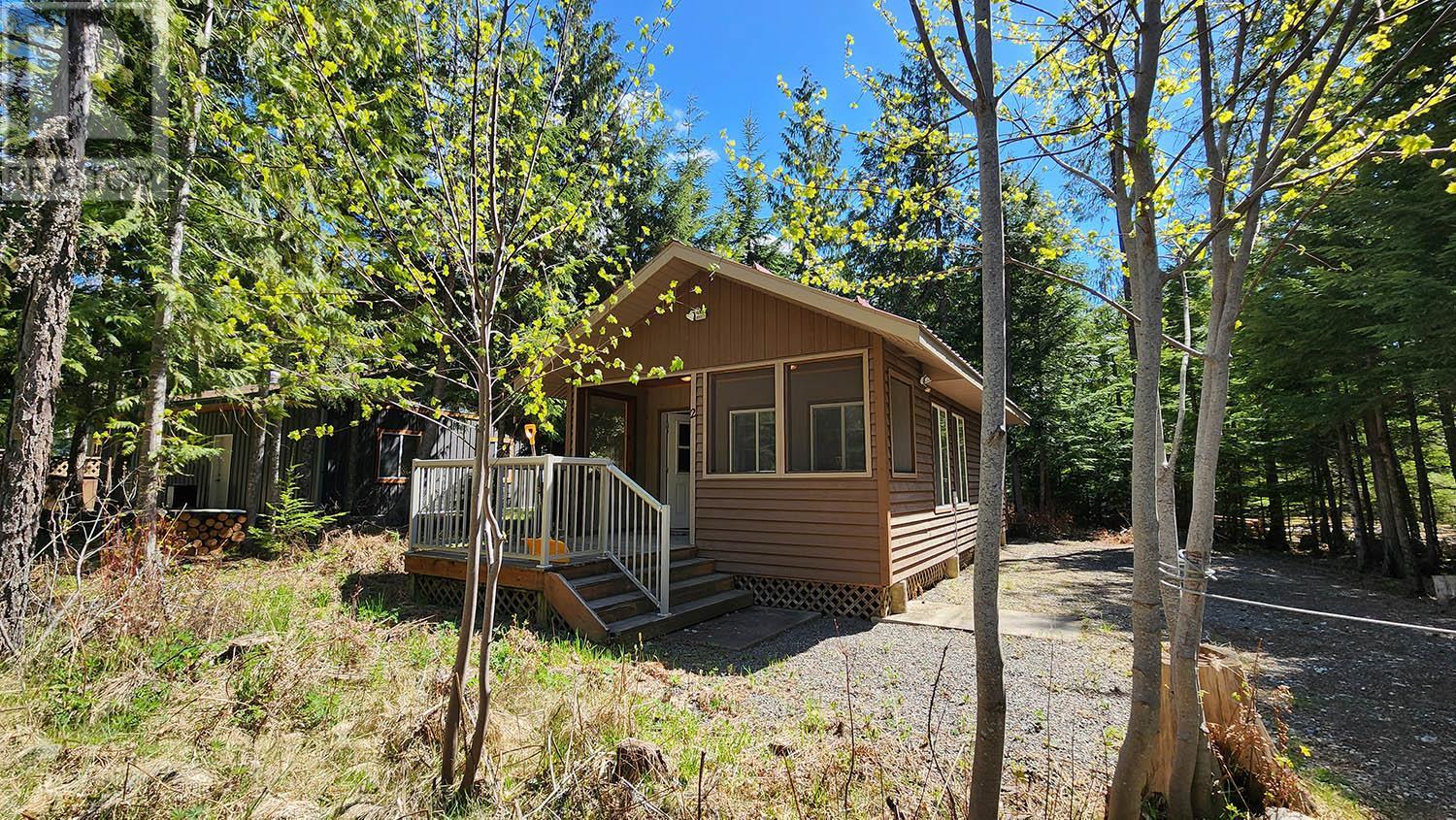 16424 Wadds Road, Crawford Bay