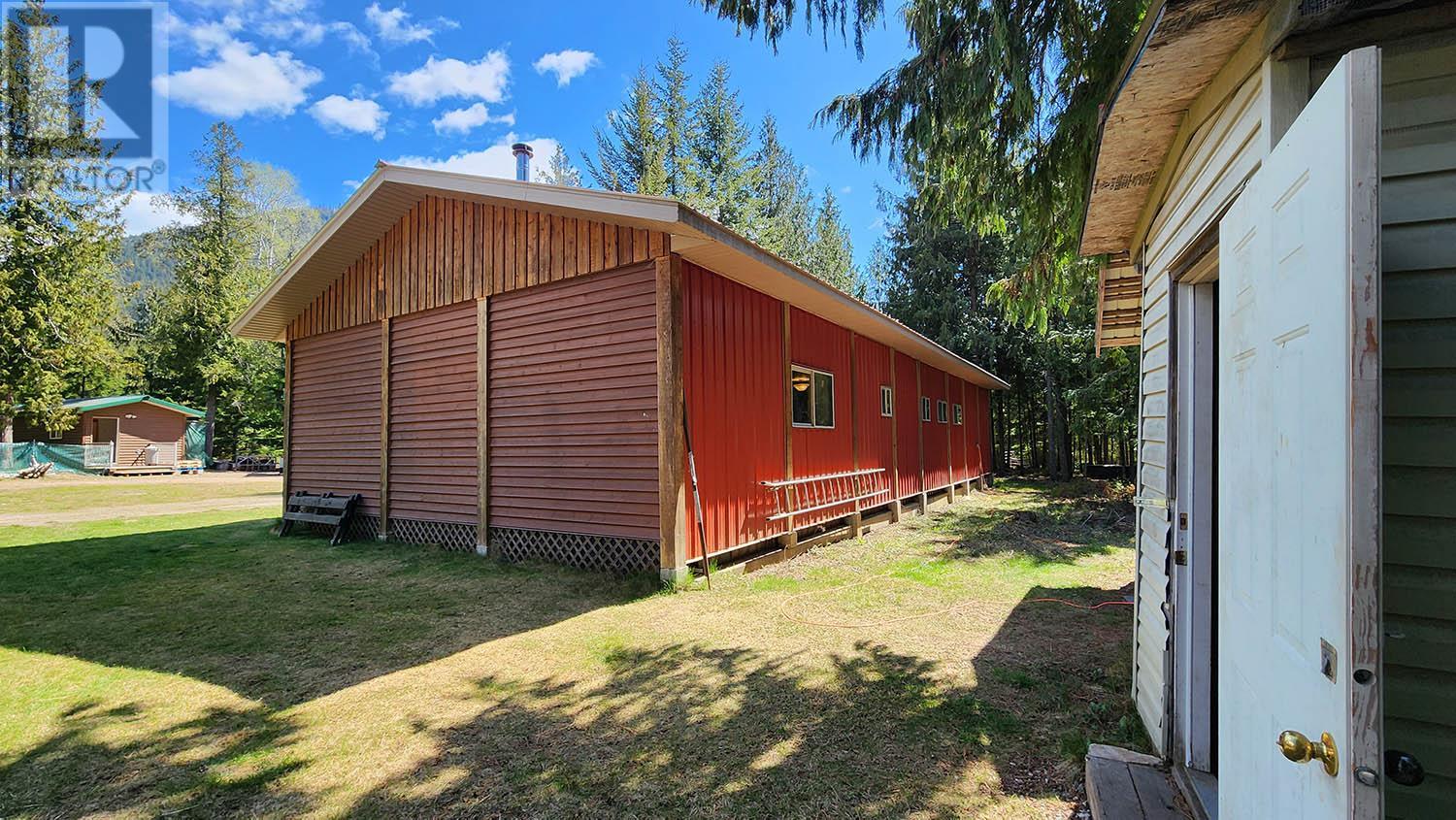 16424 Wadds Road, Crawford Bay
