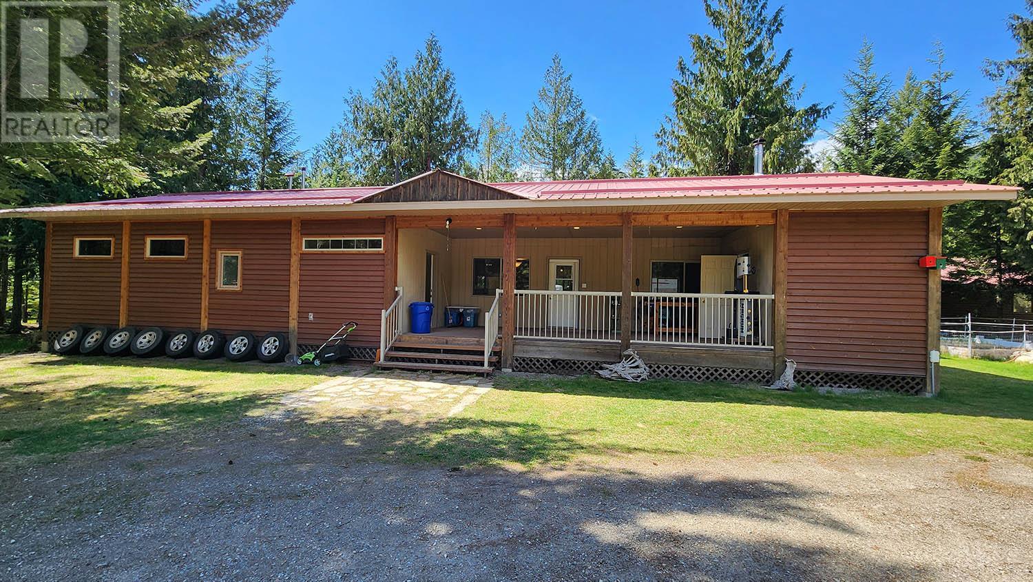 16424 Wadds Road, Crawford Bay