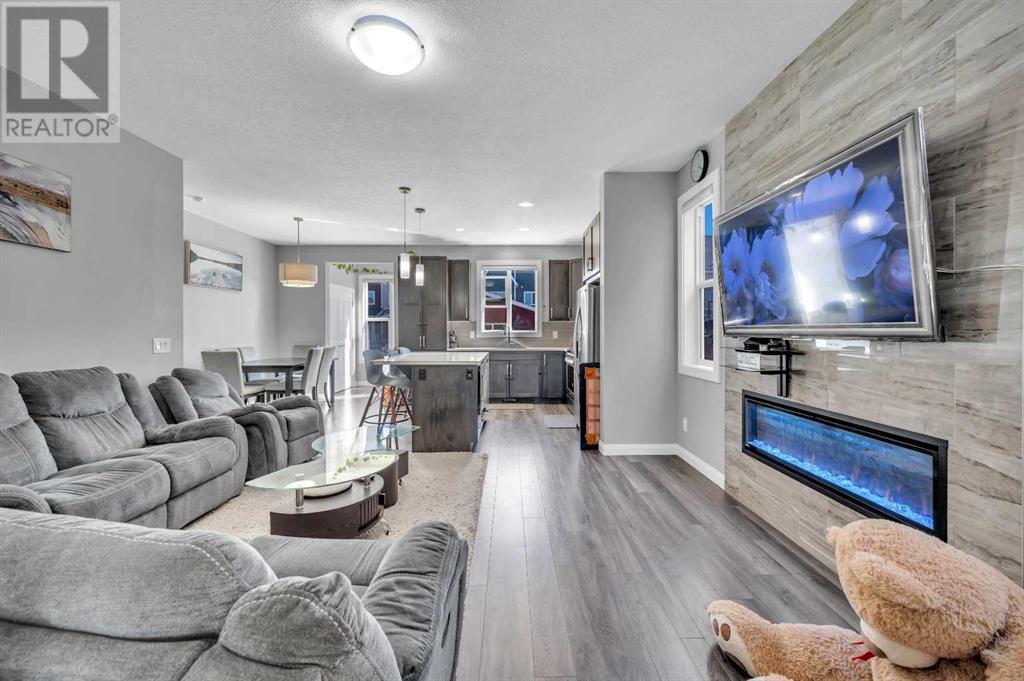 Single Family House for Sale in  Redstone Drive NE Redstone Calgary 