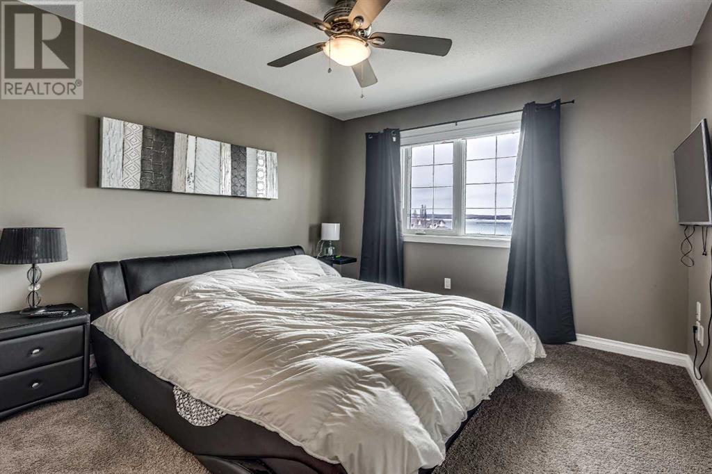 5210 Lakeshore Drive, Sylvan Lake