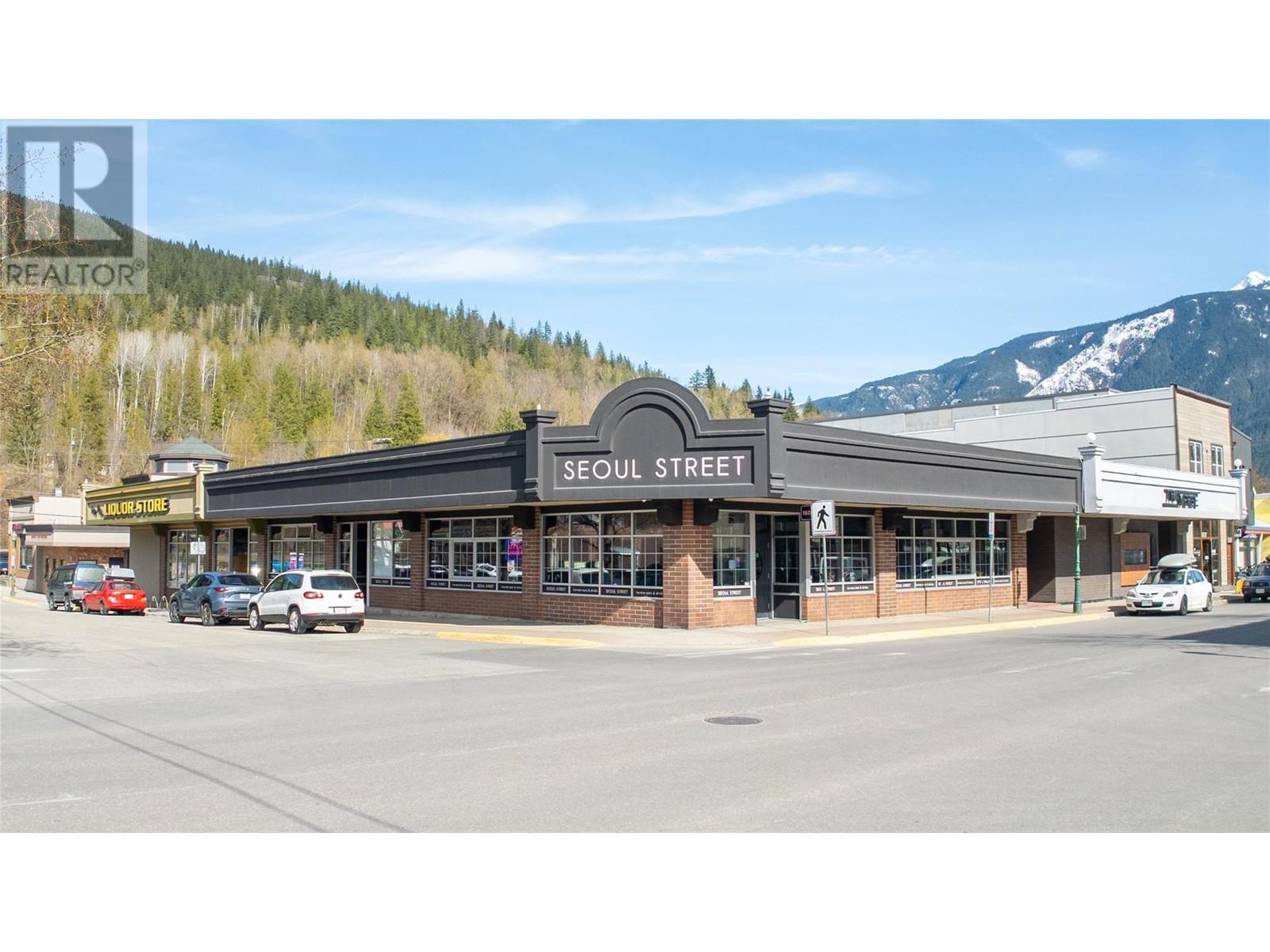  314 First Street West, Revelstoke