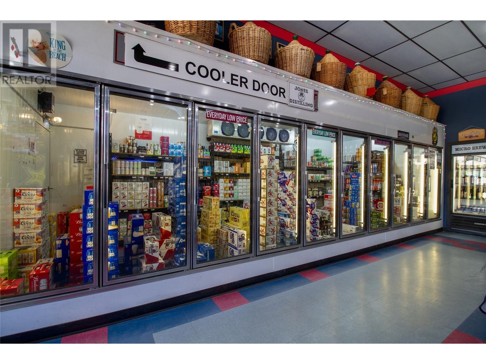  314 First Street West, Revelstoke