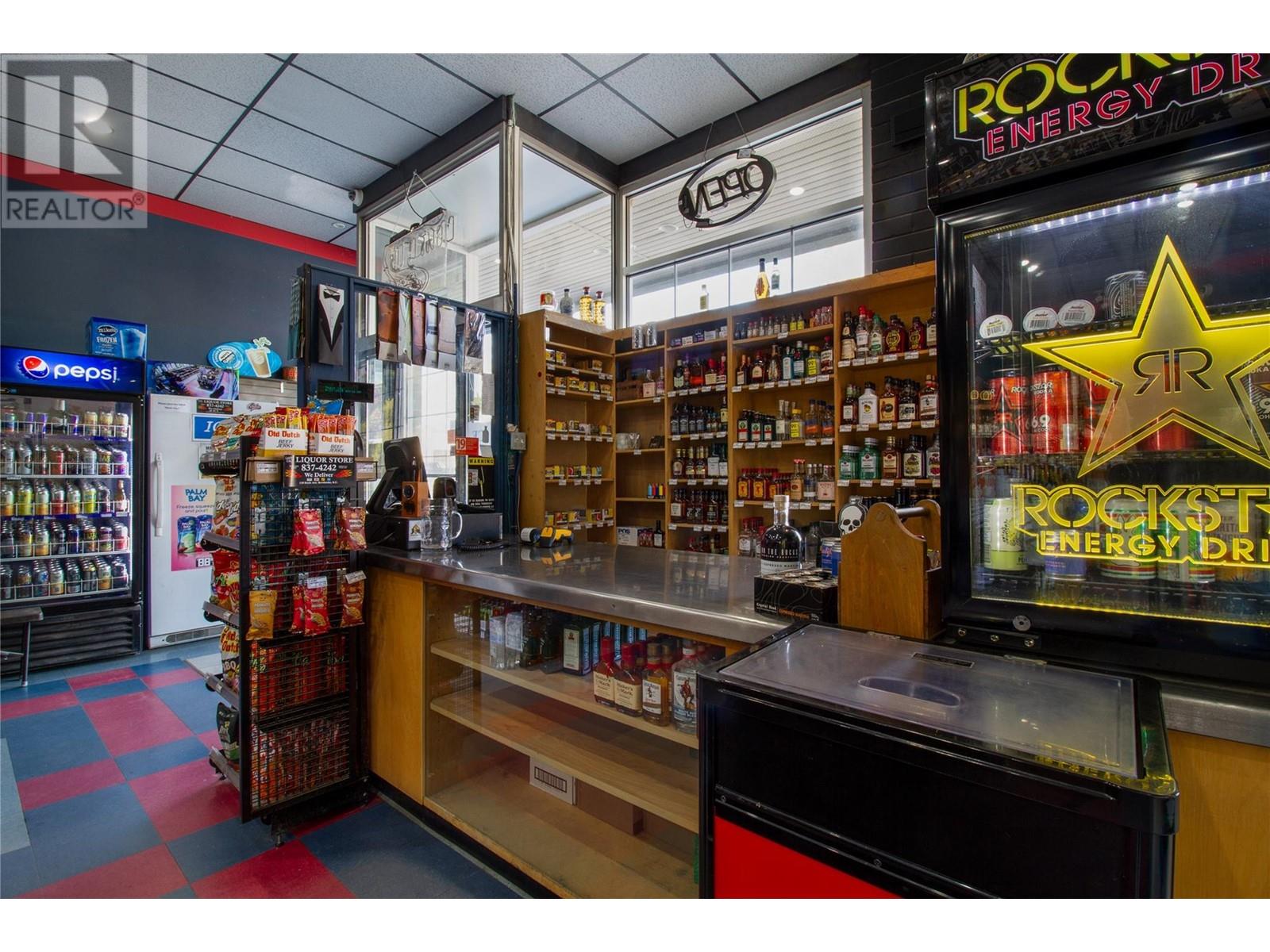  314 First Street West, Revelstoke