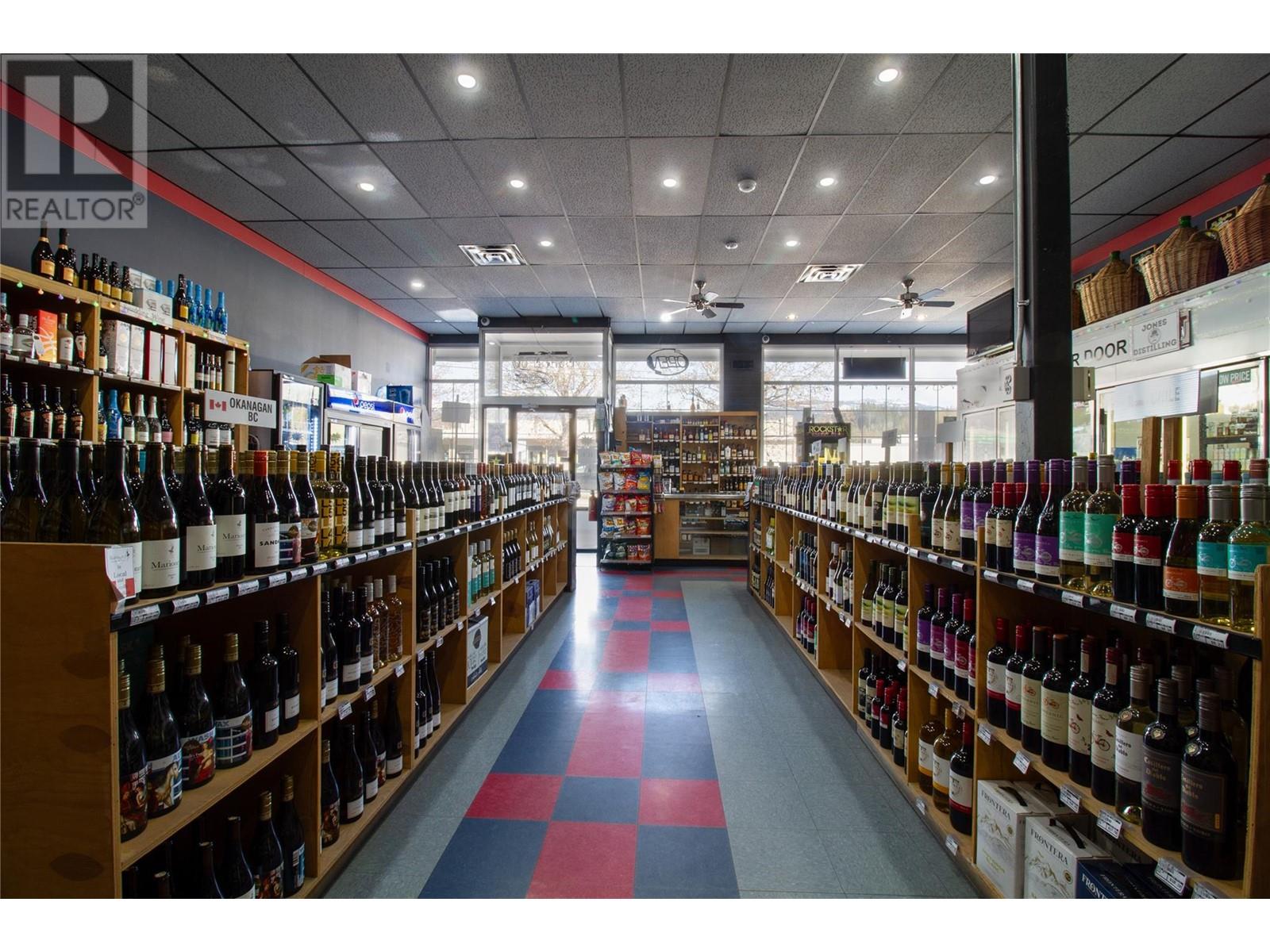  314 First Street West, Revelstoke