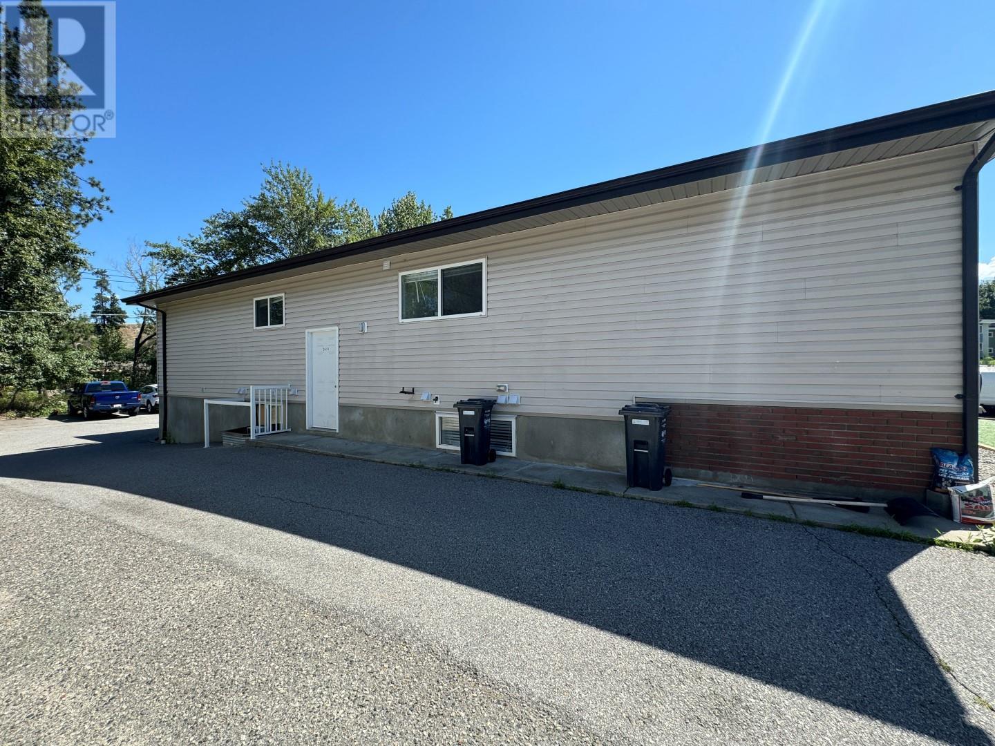 170 MCPHERSON Crescent, Penticton