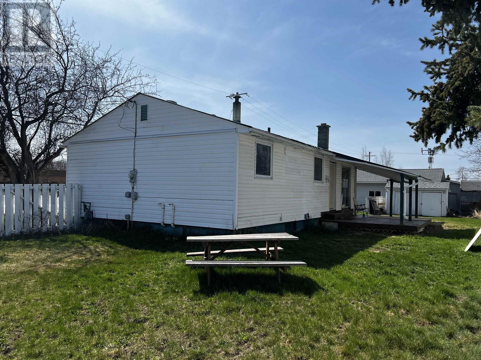 229 ENDAKO AVENUE, Fraser Lake