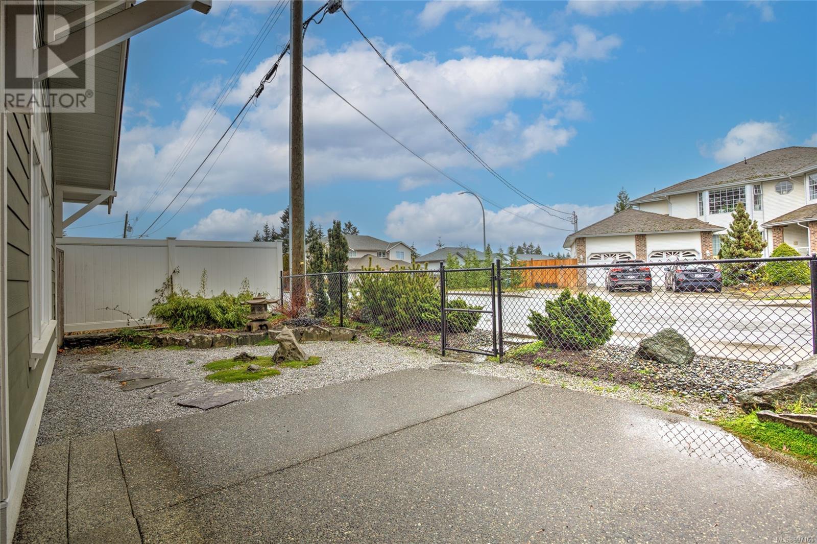 190 Village Way, Duncan
