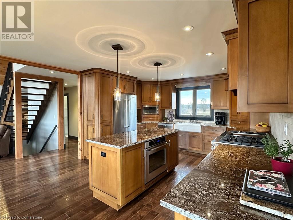 Photo 13 of 1655 Indiana Road, Canfield ON
