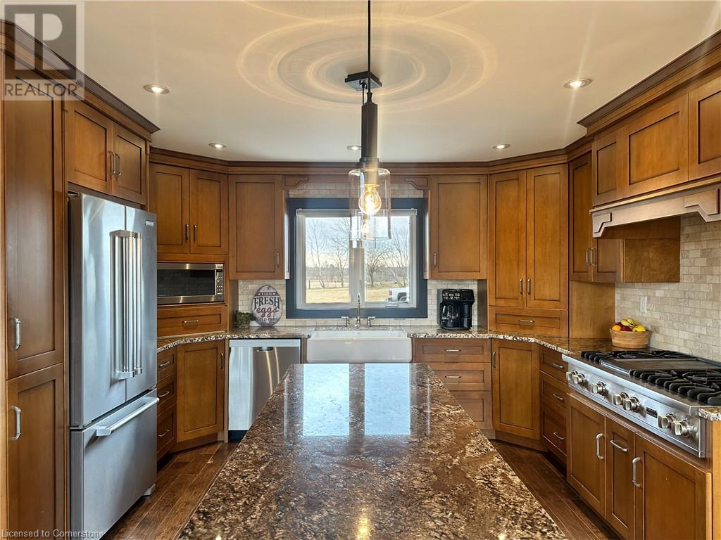 Photo 14 of 1655 Indiana Road, Canfield ON