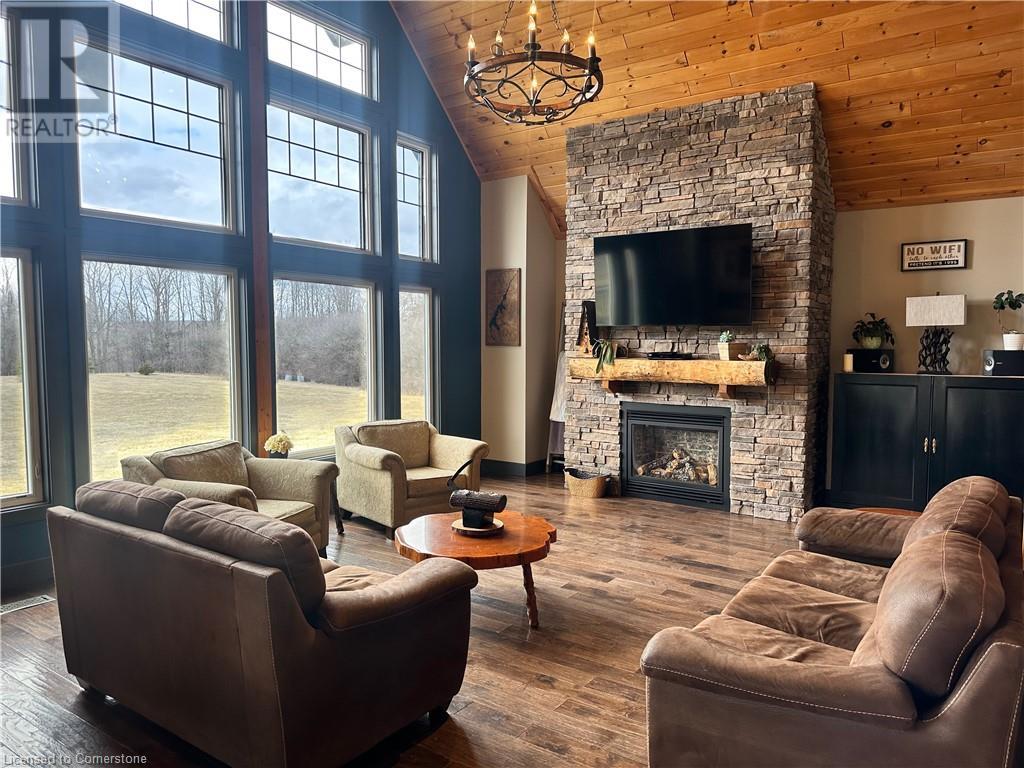 Photo 24 of 1655 Indiana Road, Canfield ON