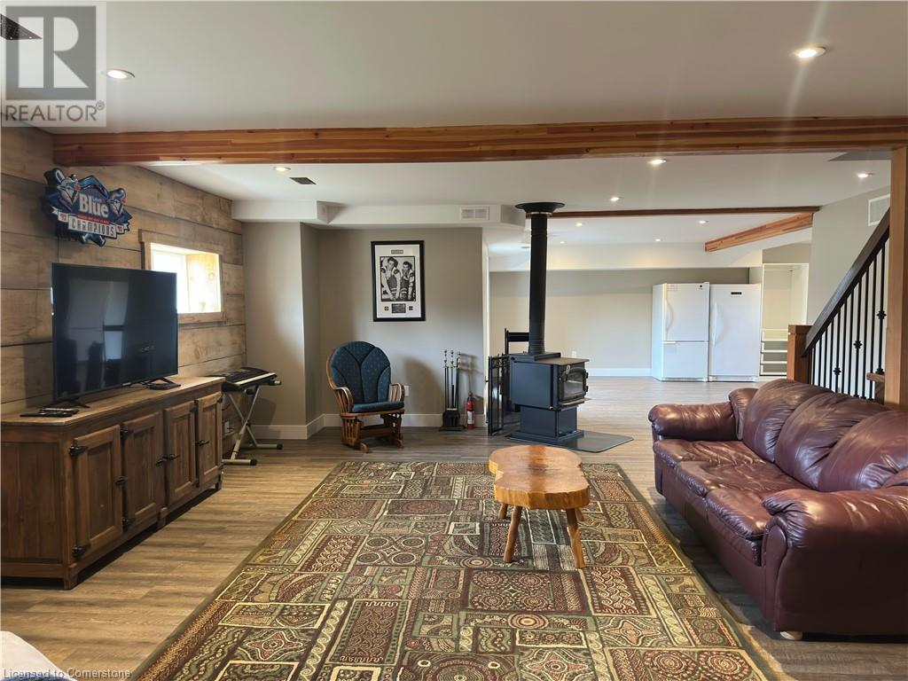 Photo 31 of 1655 Indiana Road, Canfield ON