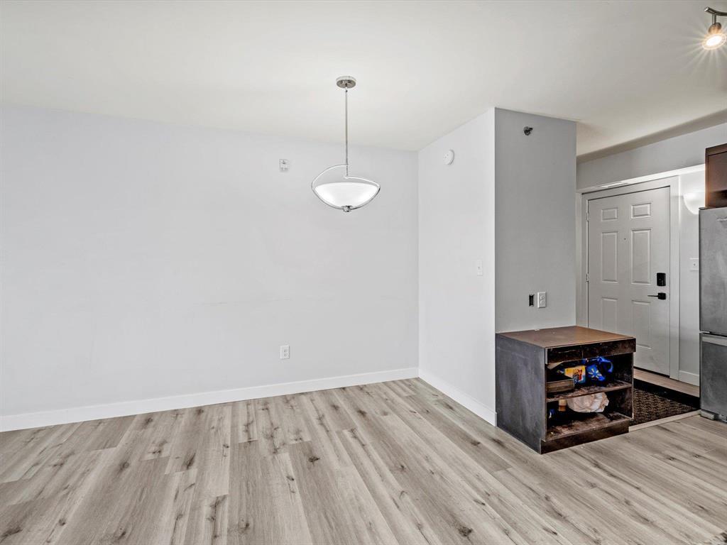 Photo 6 of 317 235 Bridgeland Drive S, Winnipeg MB
