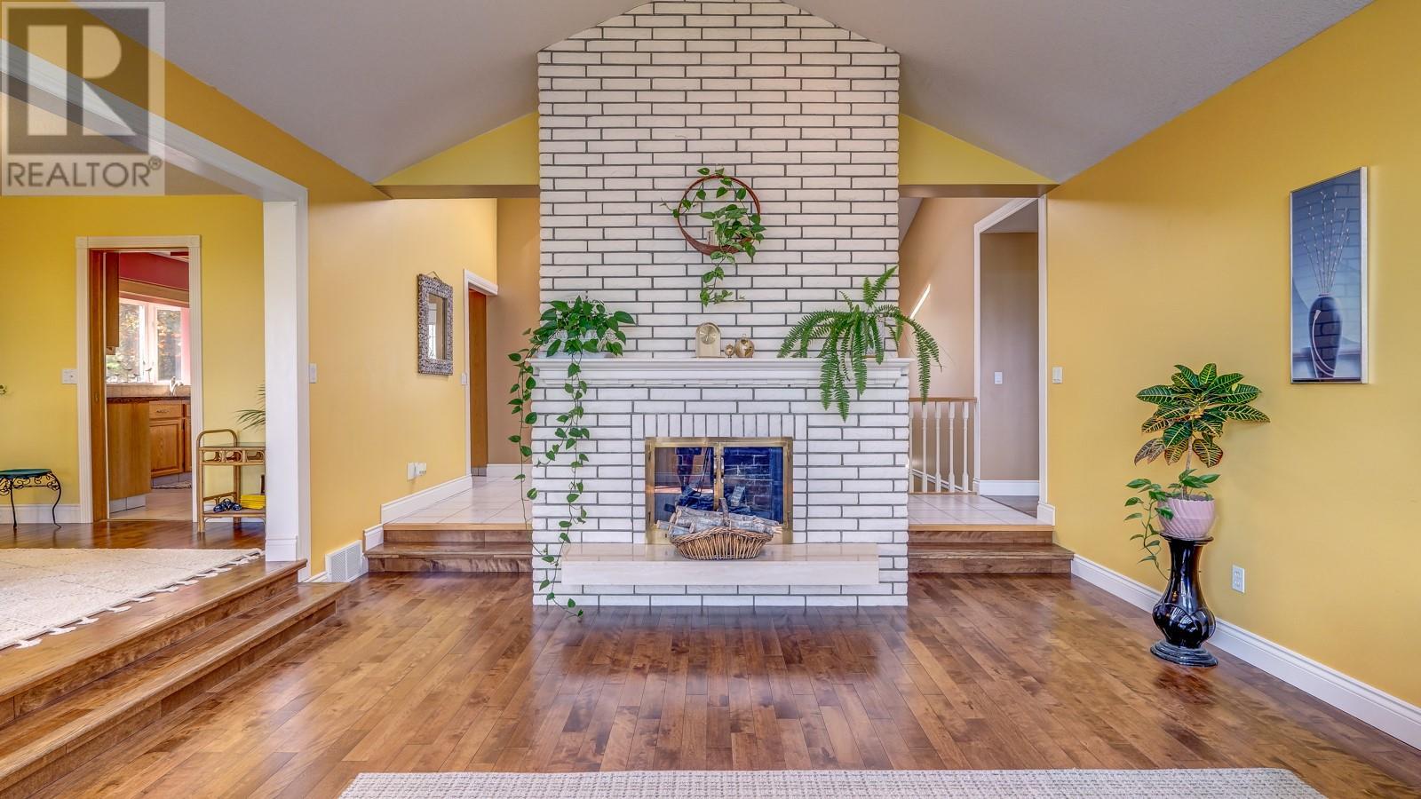  1115 Gregory Road, West Kelowna