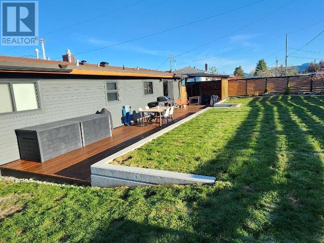 3980 JOYCE AVE, Powell River