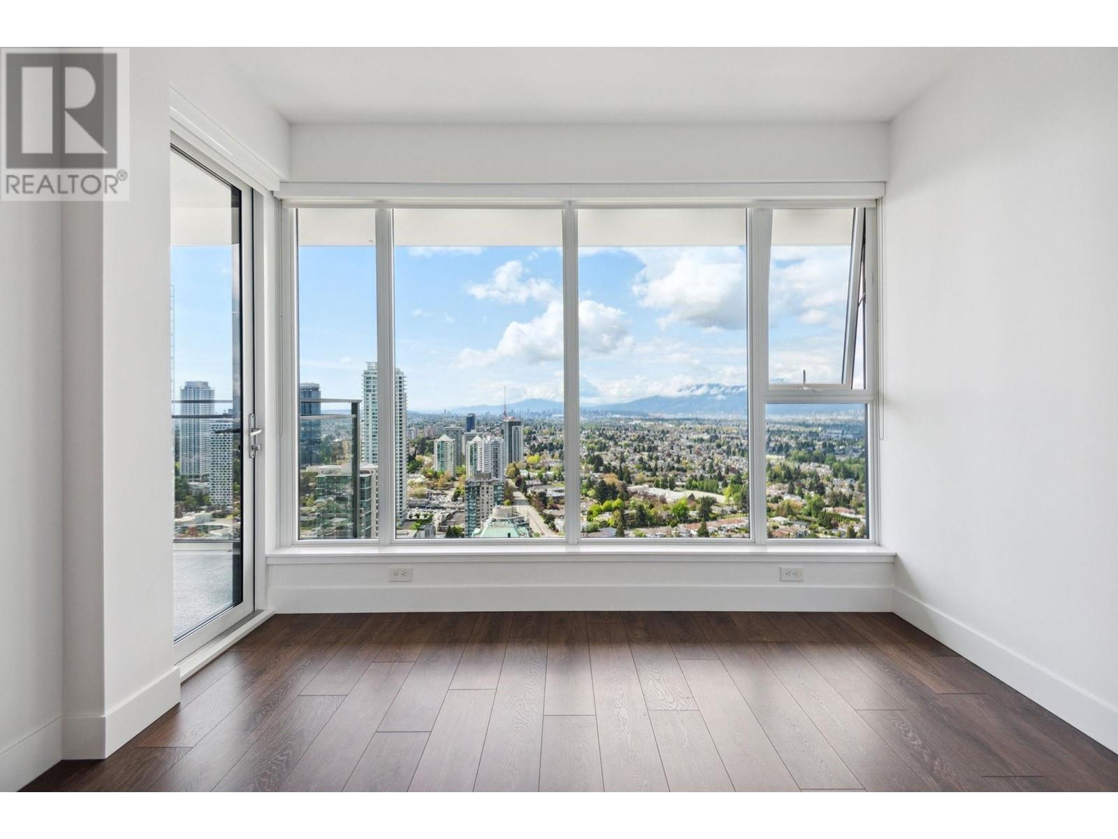 3707 4711 HAZEL STREET, Burnaby