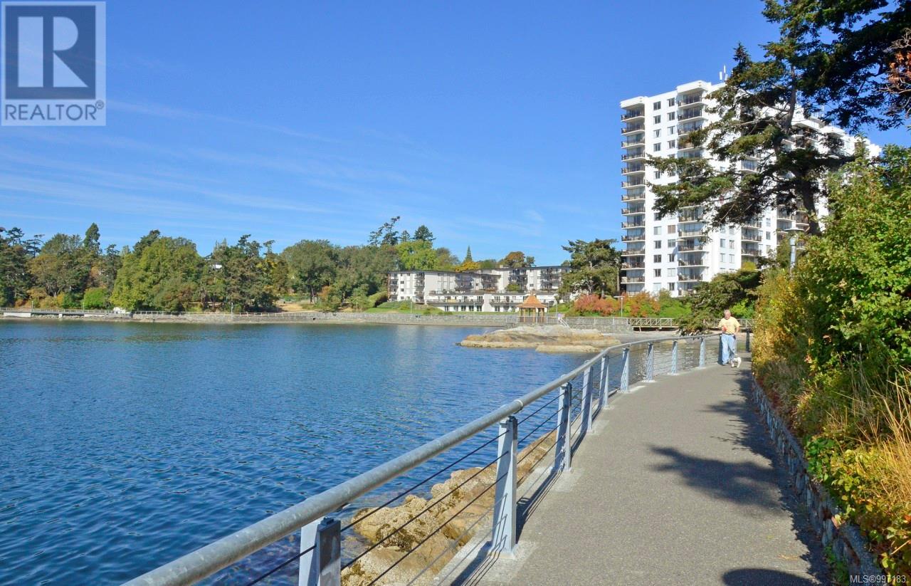 1149 Bewdley Ave, Esquimalt