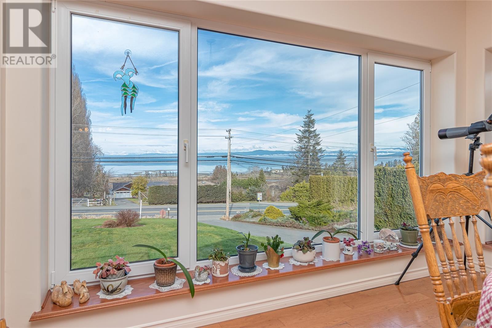 3790 ISLAND Hwy W, Qualicum Beach
