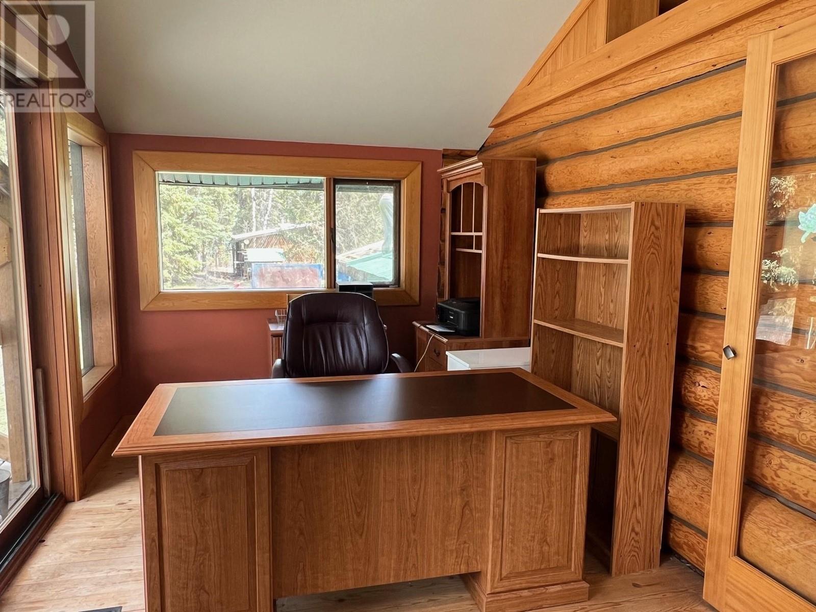 1384 ELM STREET, Telkwa