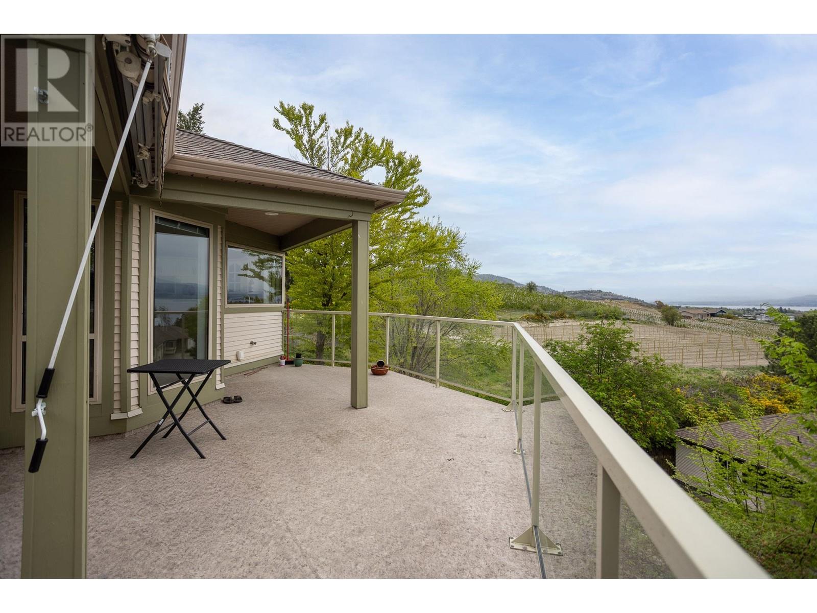 233 4074 Gellatly Road, West Kelowna