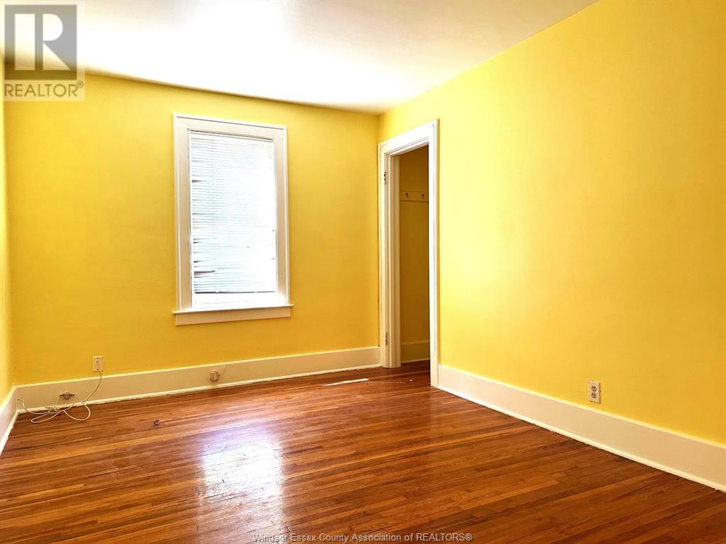 Photo 15 of 726 Partington, Windsor ON