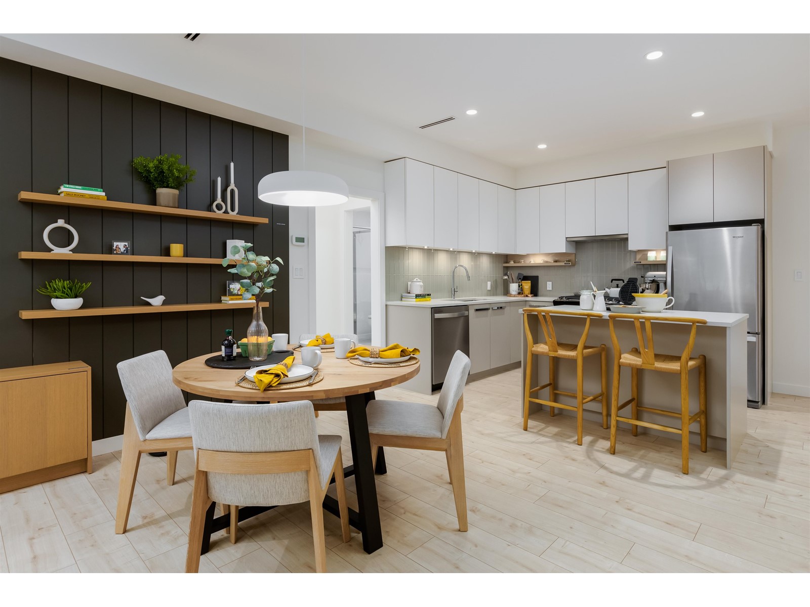 419 13777 75A AVENUE, Surrey