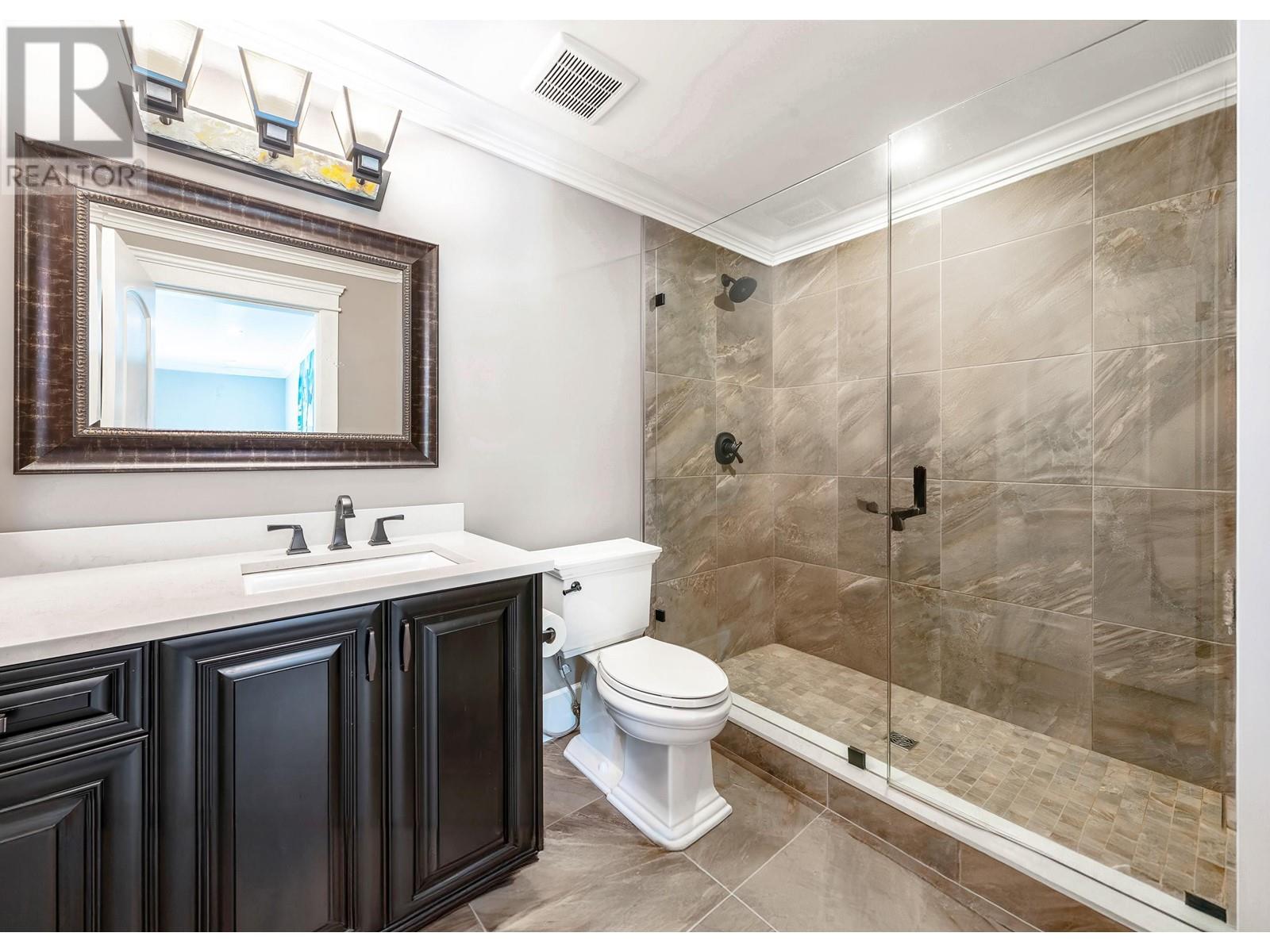 Photo 15 of 25975 116 Avenue, Maple Ridge BC