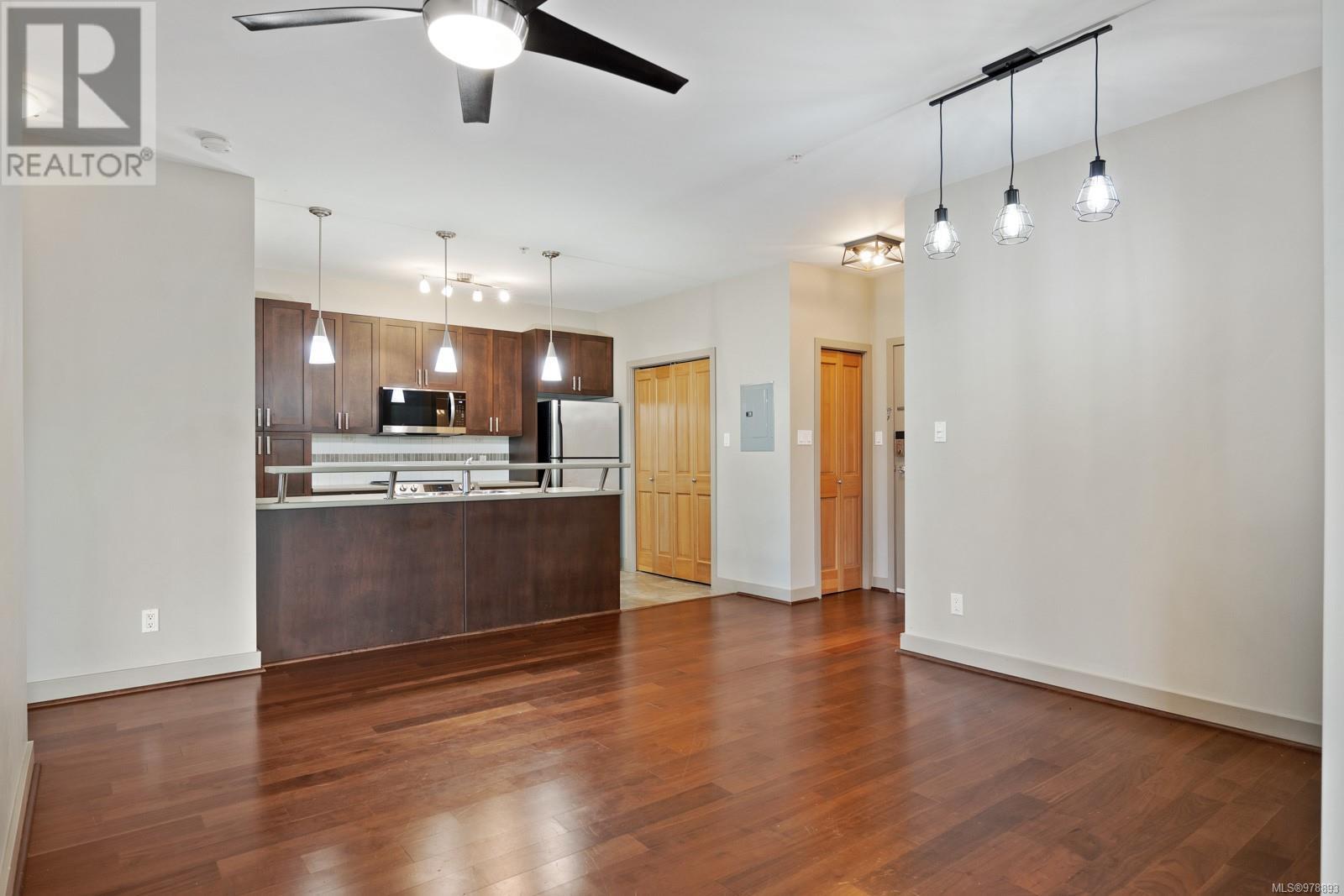 144 2300 Mansfield Dr, Courtenay real estate listing 978893