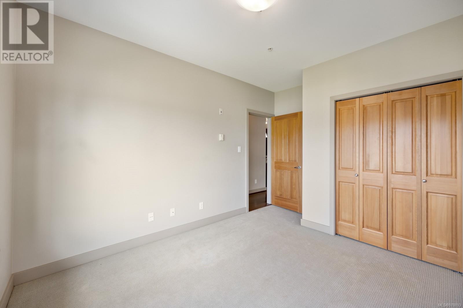 144 2300 Mansfield Dr, Courtenay real estate listing 978893