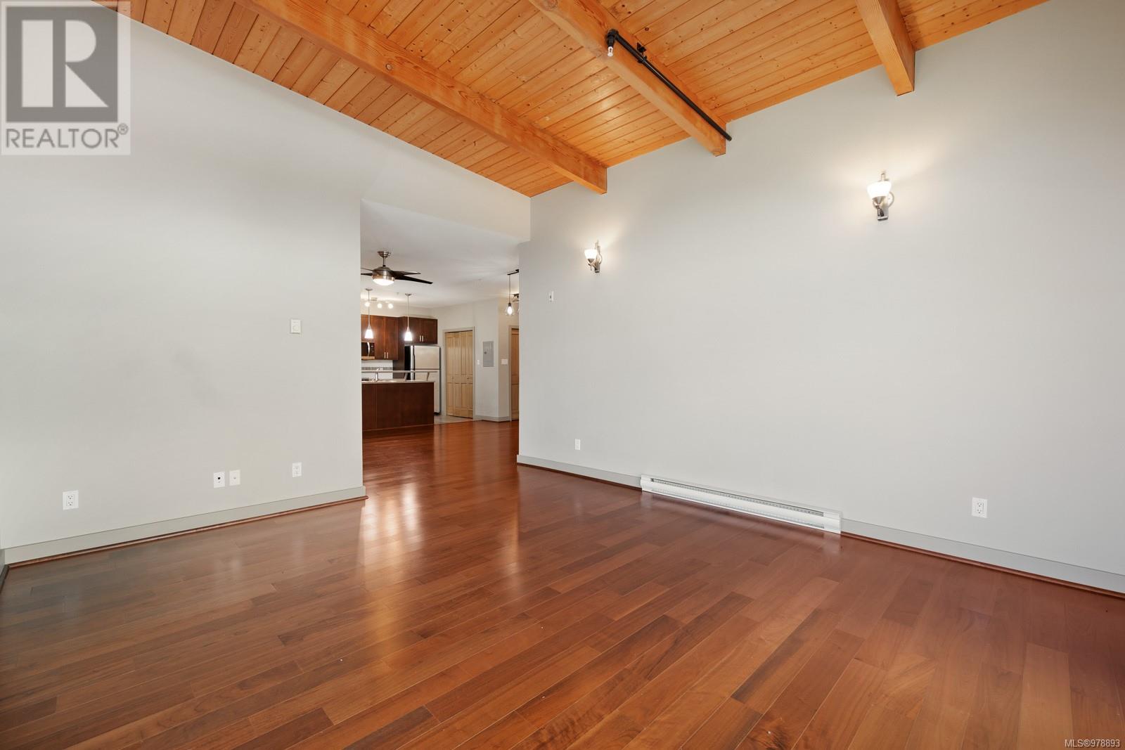 144 2300 Mansfield Dr, Courtenay