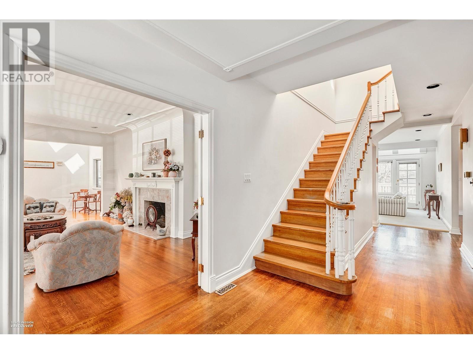 Photo 11 of 1355 W 33rd Avenue, Vancouver BC
