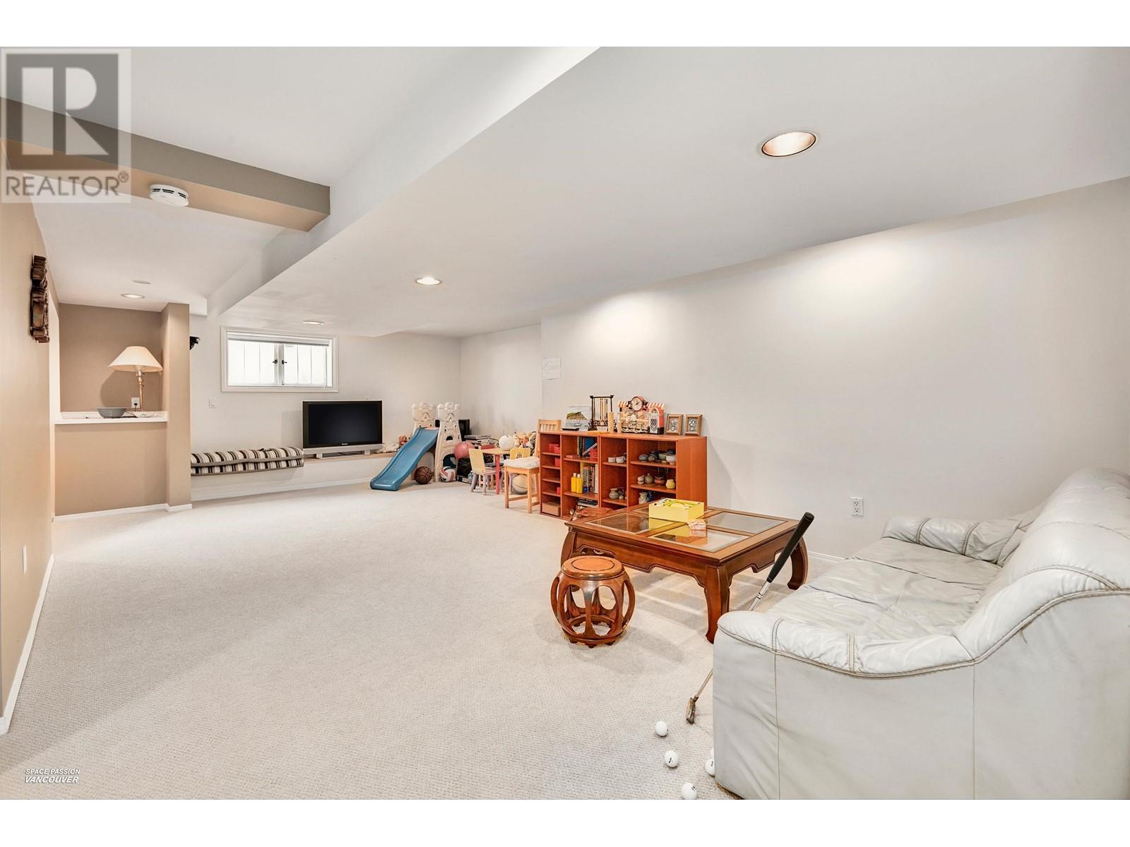 Photo 21 of 1355 W 33rd Avenue, Vancouver BC