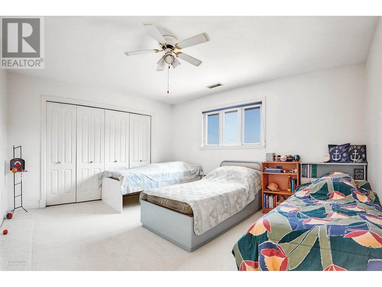 Photo 17 of 1355 W 33rd Avenue, Vancouver BC