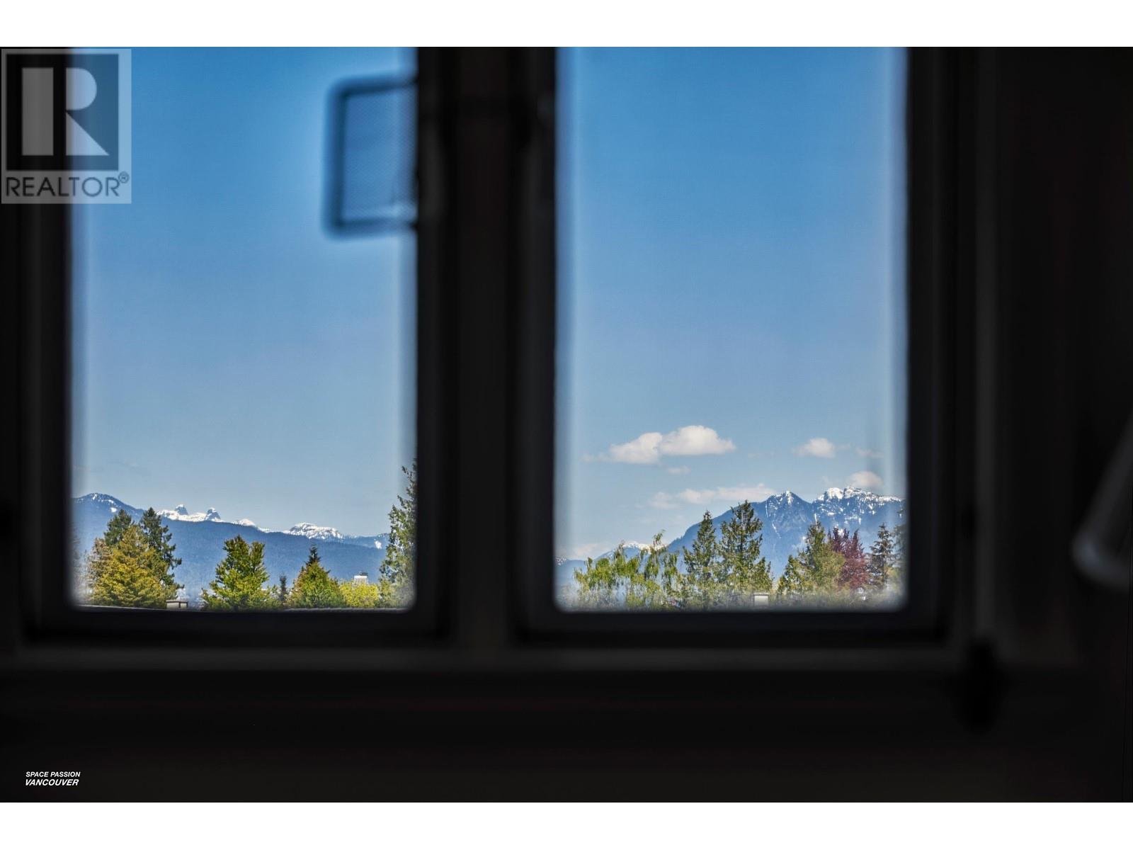 Photo 36 of 1355 W 33rd Avenue, Vancouver BC