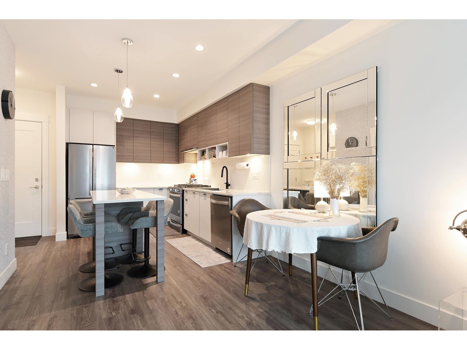 Photo 7 of A 308 20727 Willoughby Town Centre Drive, Langley BC