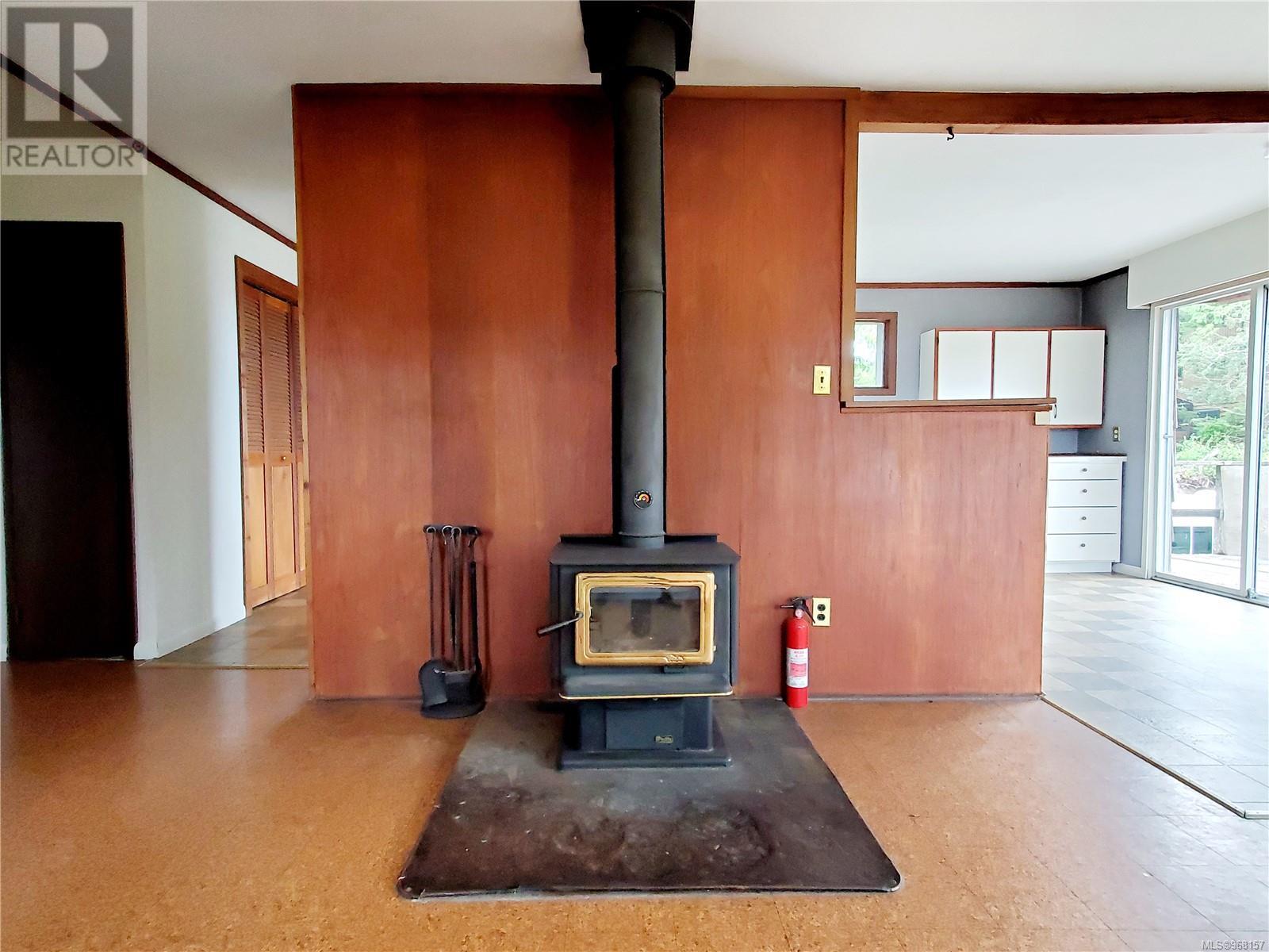 251 Campbell St, Tofino