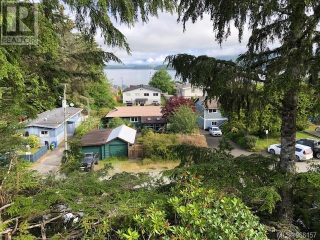 251 Campbell St, Tofino