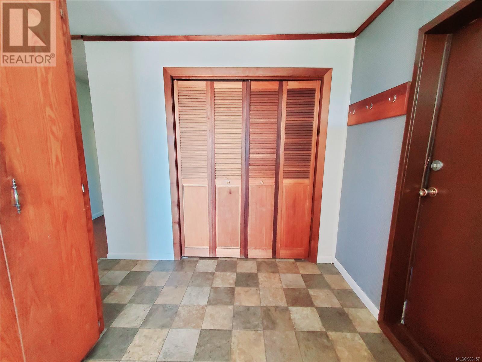 251 Campbell St, Tofino