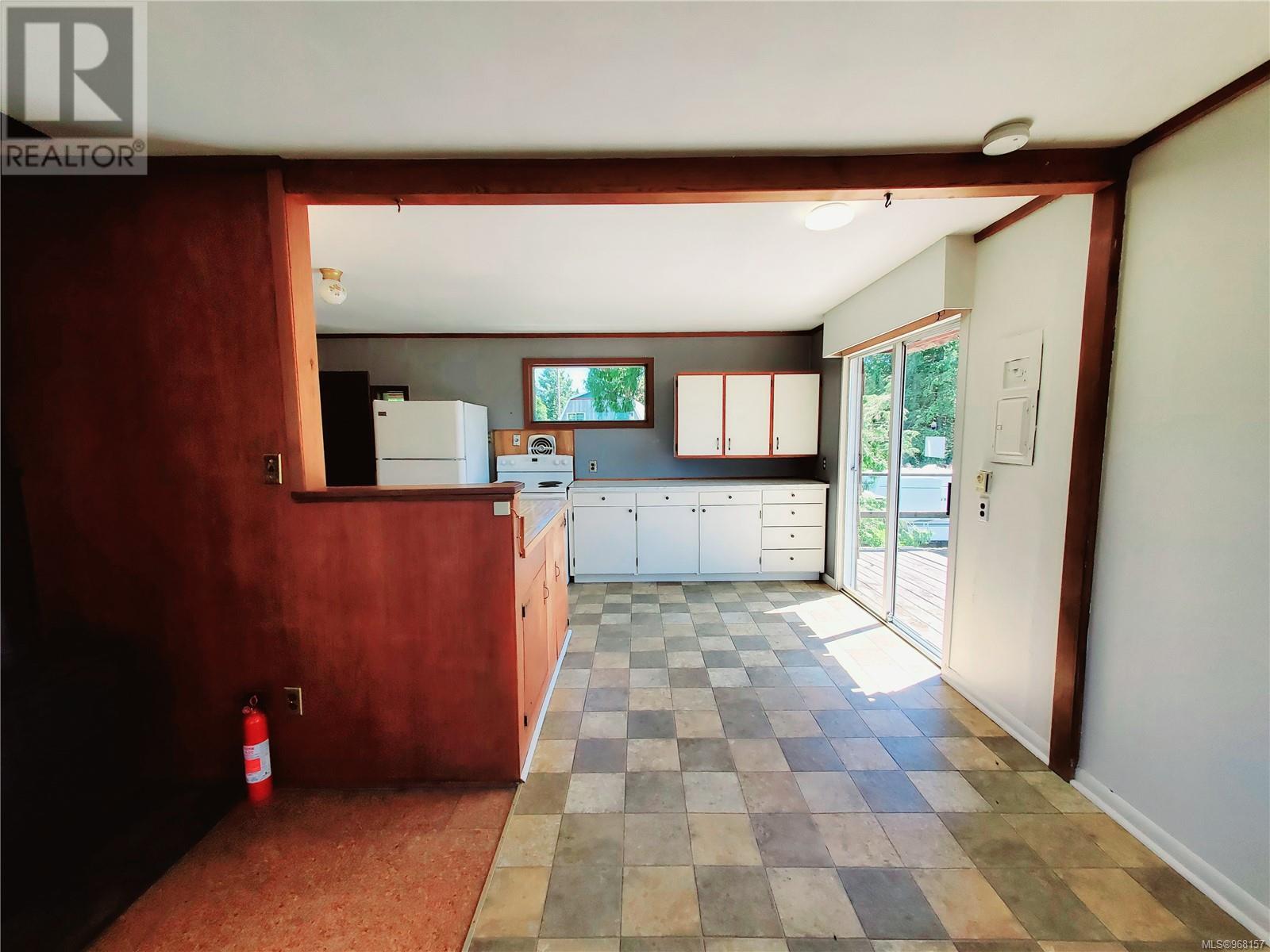 251 Campbell St, Tofino