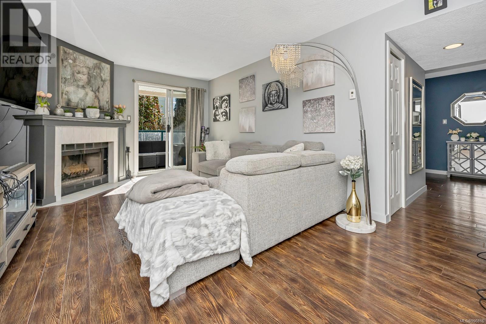 206 1223 Johnson Street, Victoria