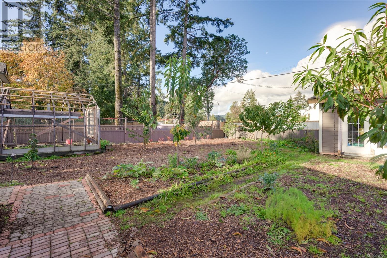  2329/2333 Sooke Road, Colwood