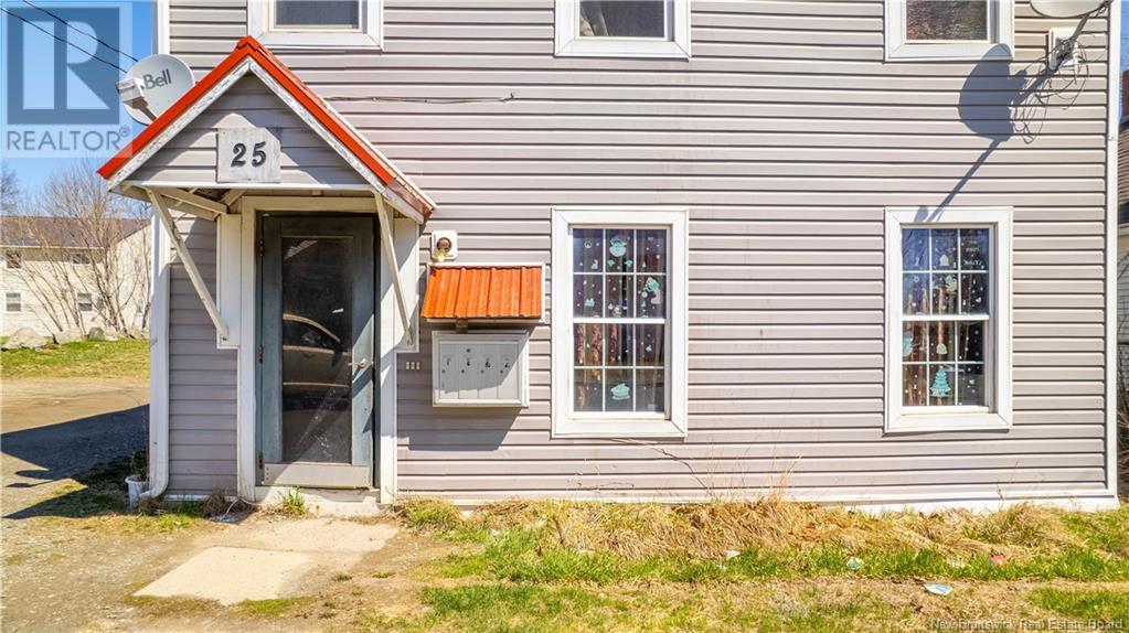 25 Pleasant Street - 2