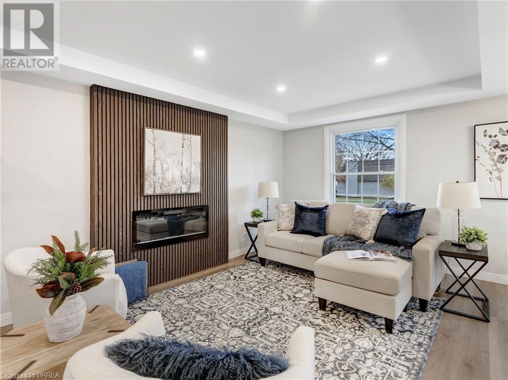 Photo 8 of 52 Fieldgate Drive, Brantford ON