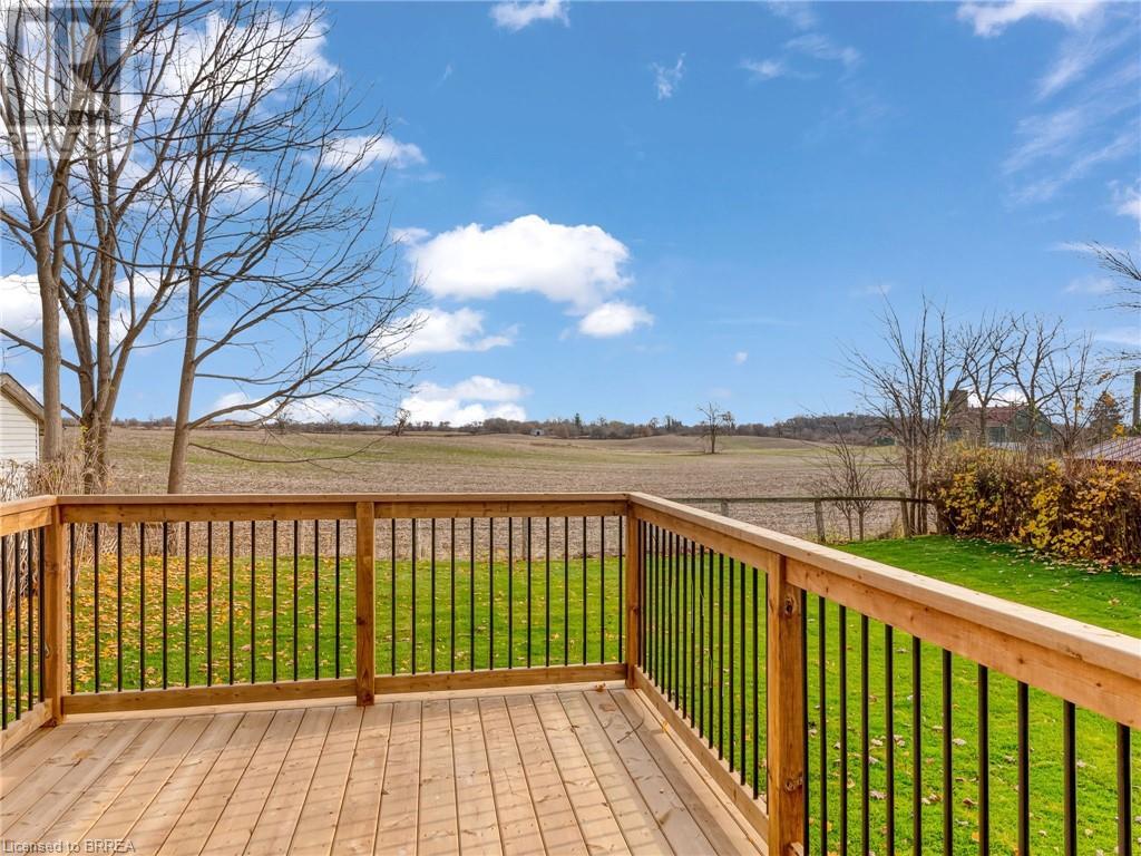 Photo 41 of 52 Fieldgate Drive, Brantford ON