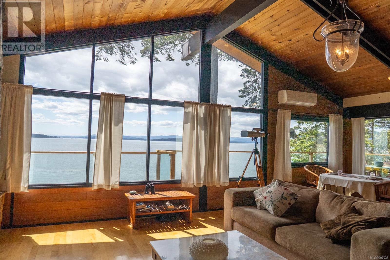  2715 Anchor Way, Pender Island