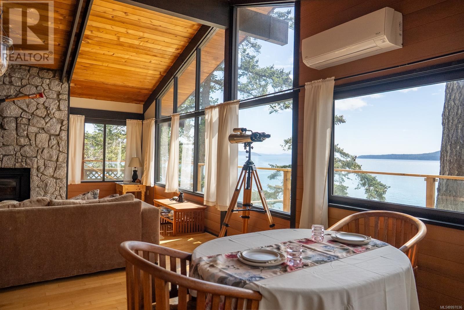  2715 Anchor Way, Pender Island
