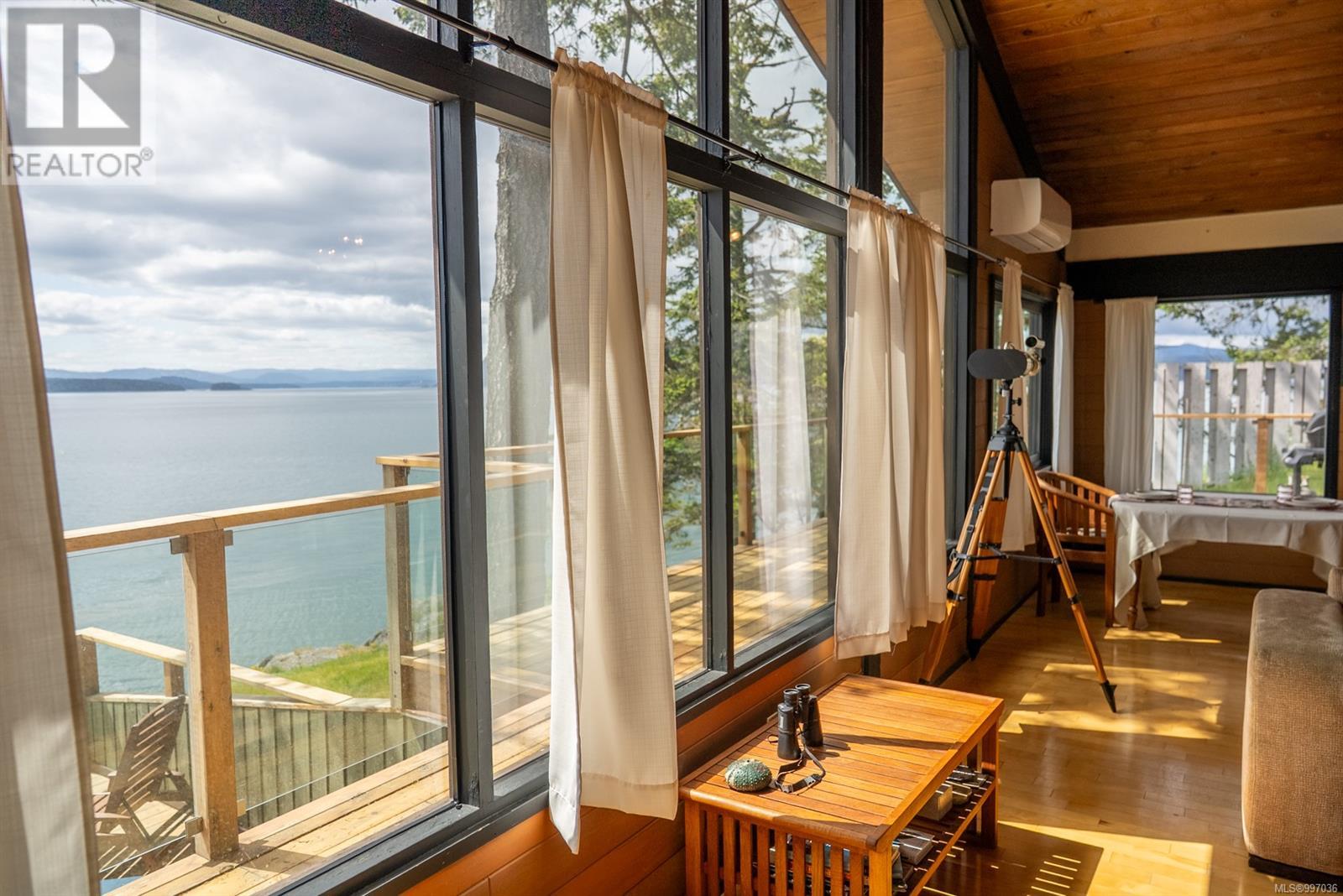  2715 Anchor Way, Pender Island